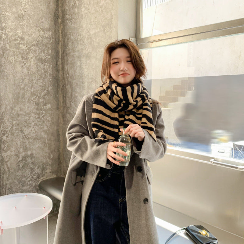 Fashionable Zebra Print Scarf For Women In Winter