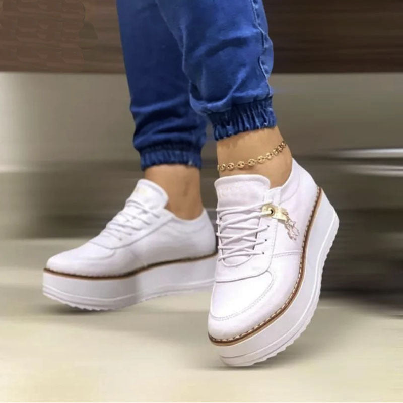 Zapatos planos con cordones y colgante de oso, zapatos de cuero informales con aumento de altura para mujer