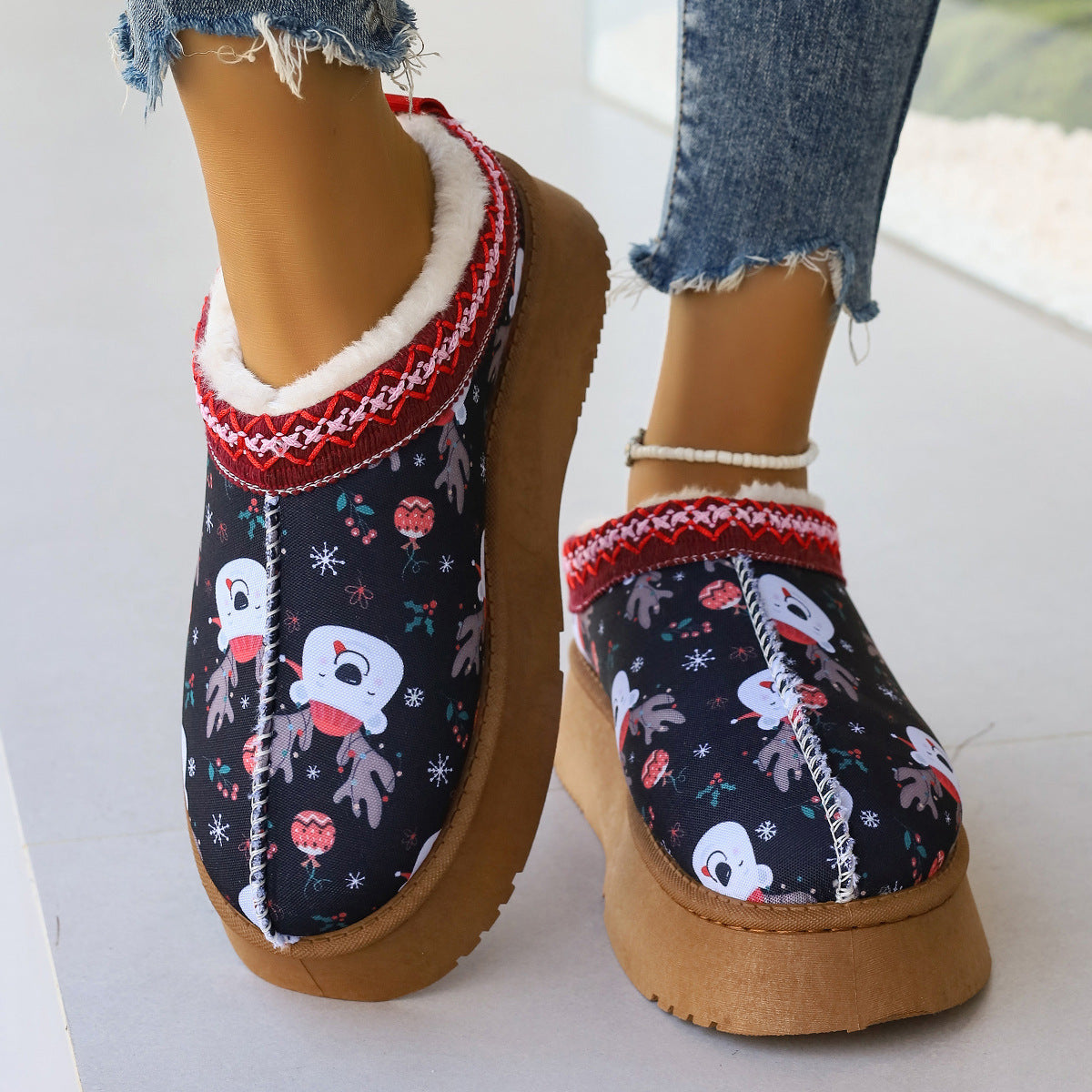 Botas de tobillo con estampado navideño de dibujos animados para mujer, zapatos informales con forro de felpa para el hogar, botas cortas cómodas de invierno