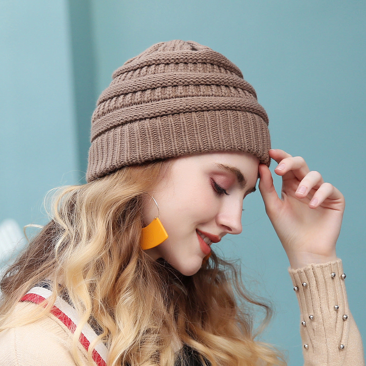 Cross-border Ladies Warm Knitted Hat Simple Solid Color Cap