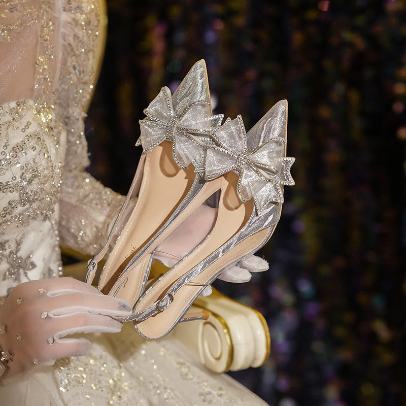 Zapatos de tacón alto de cristal francés con lazo para boda, diamantes de imitación, puntera puntiaguda, sandalias de verano para mujer, zapatos de novia dorados