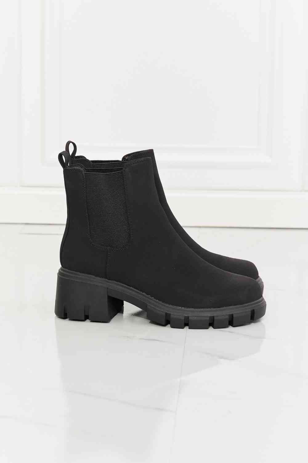 Botas Chelsea negras con suela dentada mate Work For It de MMShoes