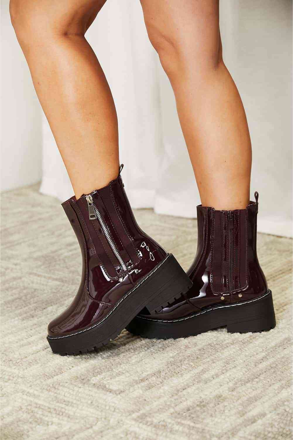 Botas con plataforma y cremallera lateral de Forever Link