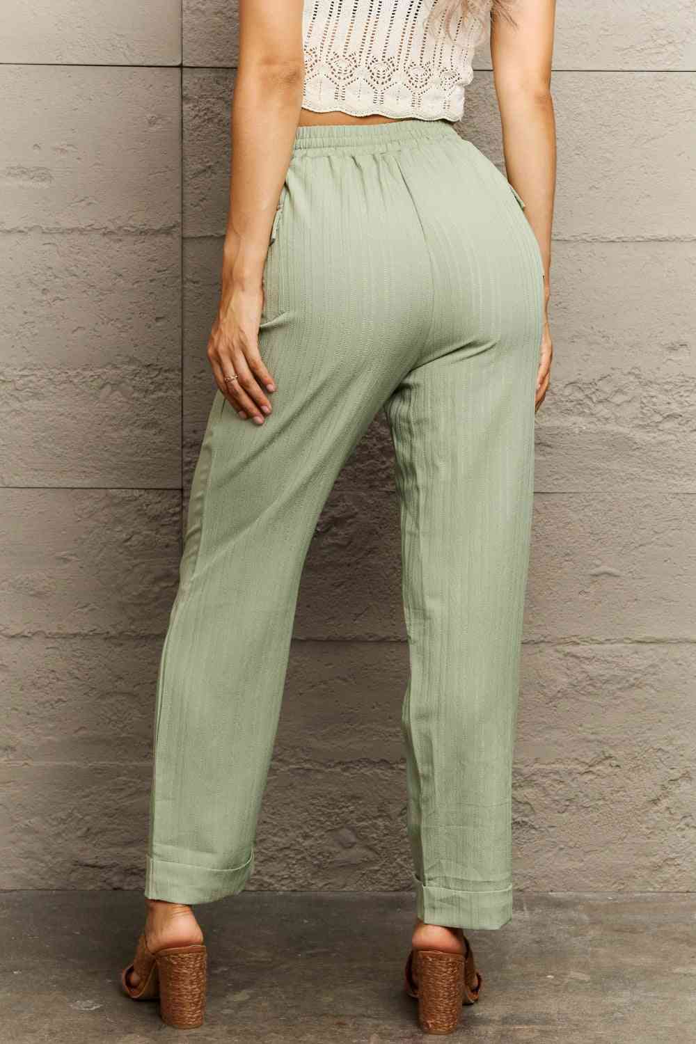 Pantalones largos con cintura anudada