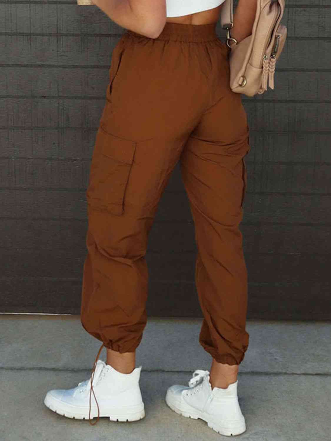 Pantalones con cordón de cintura alta y bolsillos