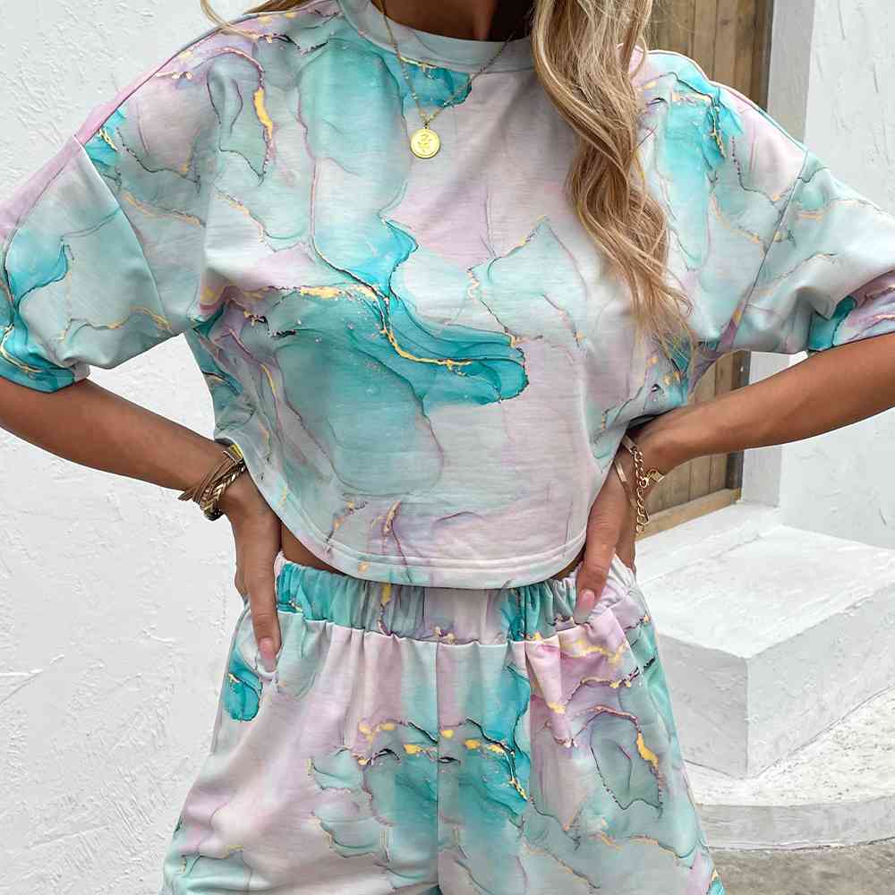 Printed Round Neck Dropped Shoulder Half Sleeve Top and Shorts Set