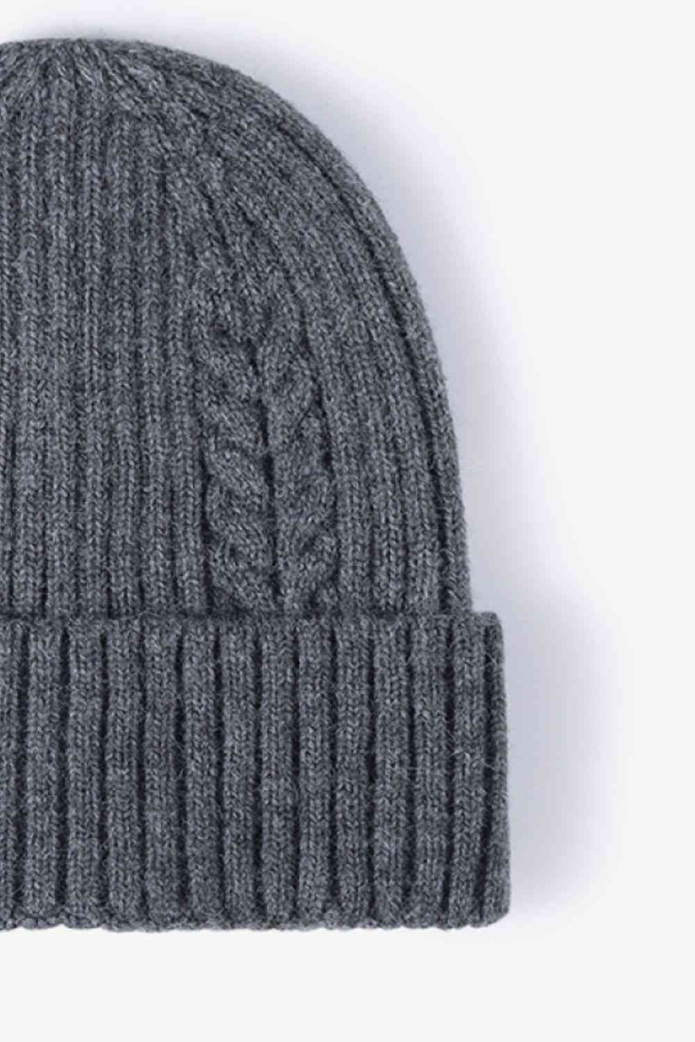 Gorro con puños de punto trenzado