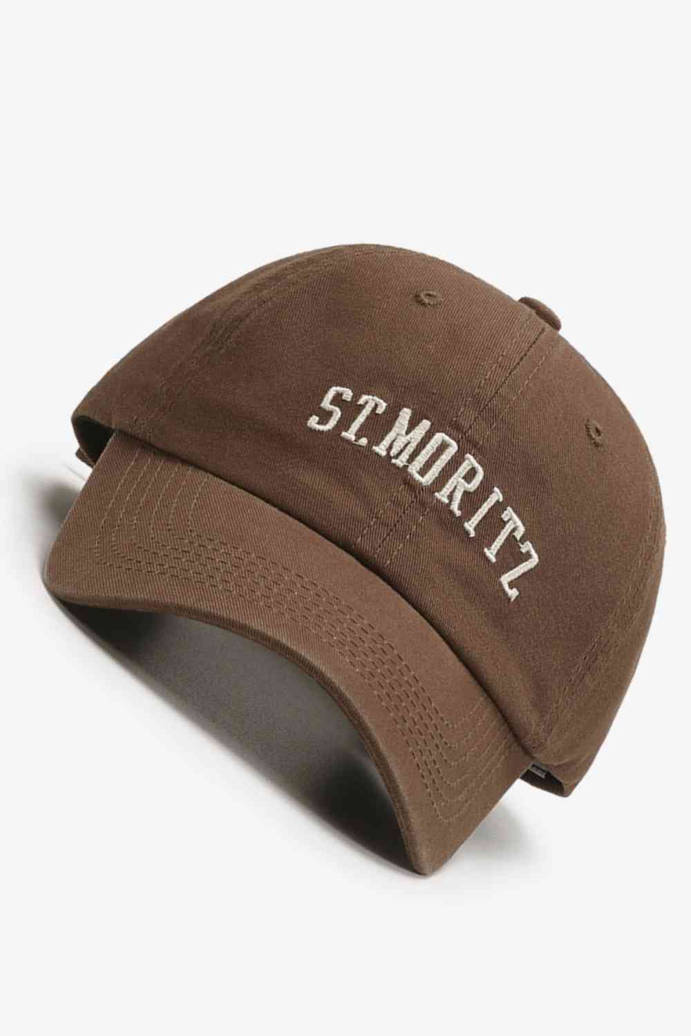 Gorra de béisbol con gráfico bordado