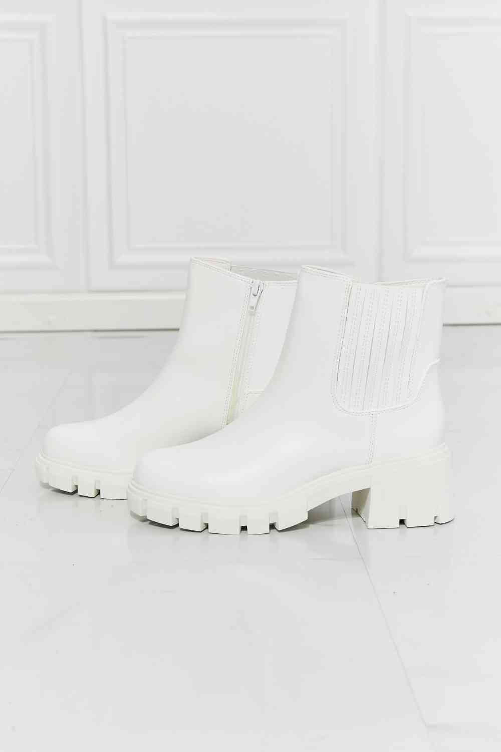 Botas Chelsea blancas con suela Lug What It Takes de MMShoes